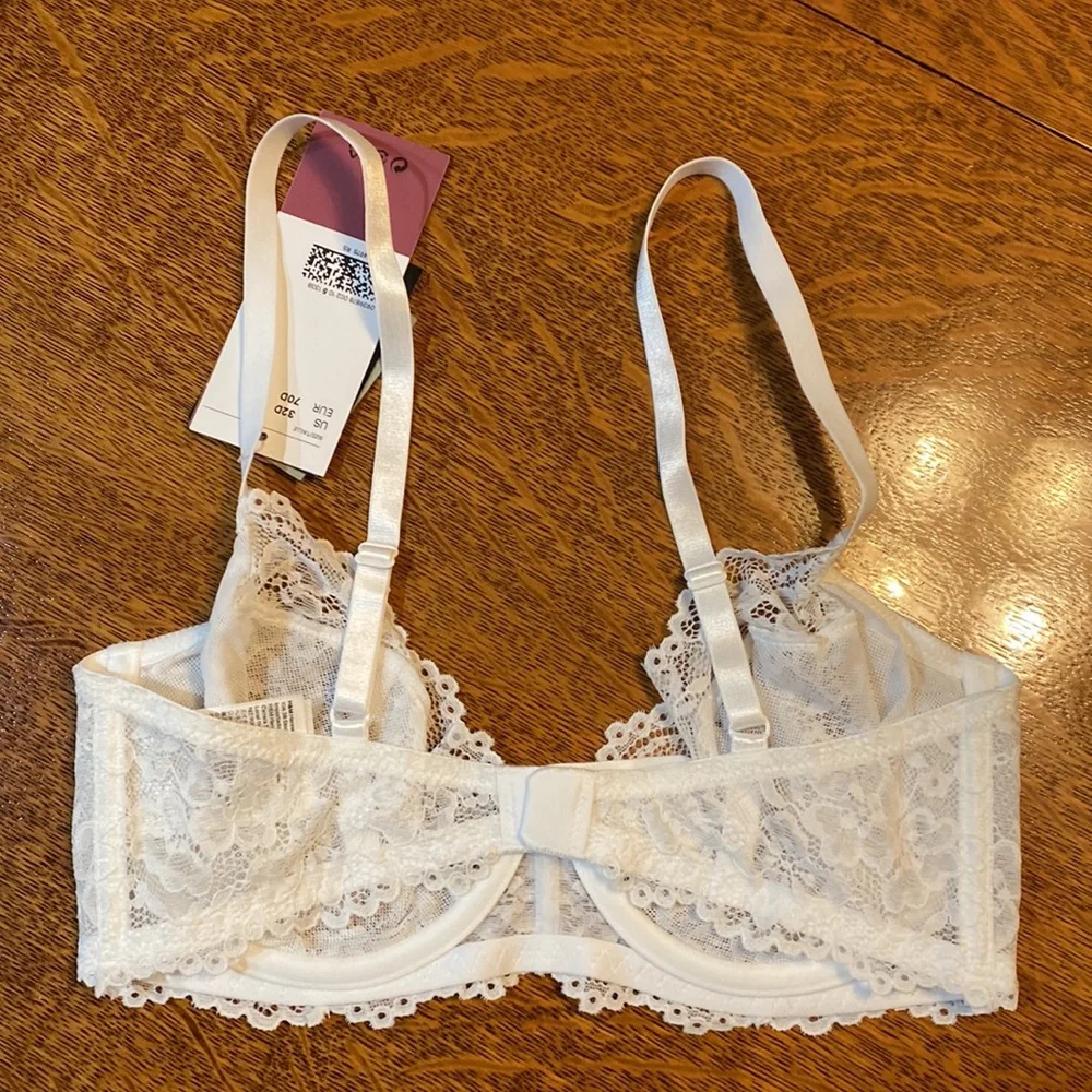 NWT 32D H&M White Soft Lace Bra Unlined, Underwire, Adjustable Straps - Picture 7 of 12